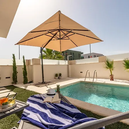Ll Luxury With Private Pool Borik Lägenhet *